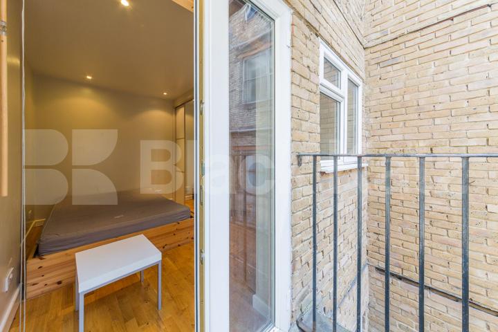 City Location 1 bedroom property with balcony near old street station Westland Place, Old Street